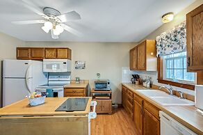 Cozy Bungalow Just Minutes From Mystic, Westerly Beaches, Boating And