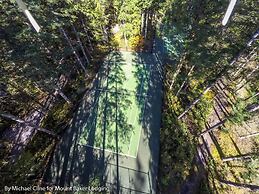 73sw - Wood Fireplace - Wifi - Views - Sleeps 6 2 Bedroom Home by Reda