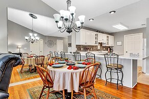 Pointe Of View 2 Bedroom Condo by RedAwning