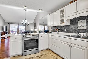 Pointe Of View 2 Bedroom Condo by RedAwning