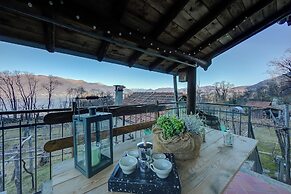 Il Vigneto Sul Lago Vineyard Lake View