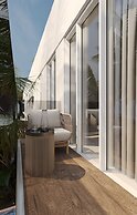 So White Club Resort