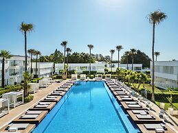 So White Beach Resort