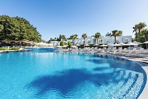 So White Beach Resort