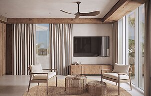 So White Club Resort