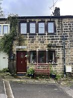 Charming 2-bed Cottage in Hebden Bridge