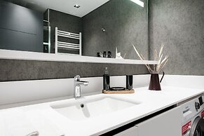 Imperium No. 1 Residence by NewInn