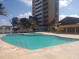 Cobertura vista mar com deck privativo