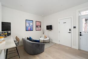 François-Denis Apartments