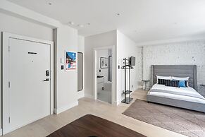 François-Denis Apartments