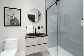 François-Denis Apartments