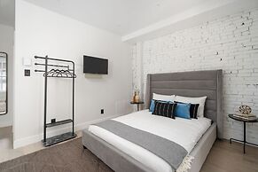 François-Denis Apartments