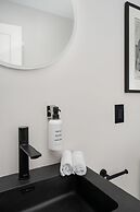 François-Denis Apartments