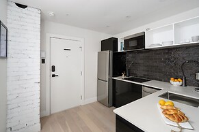 François-Denis Apartments