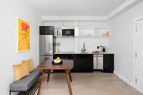 François-Denis Apartments