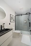 François-Denis Apartments