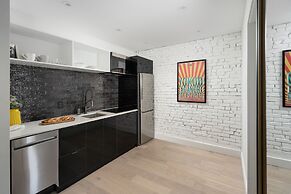 François-Denis Apartments