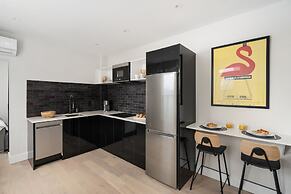 François-Denis Apartments