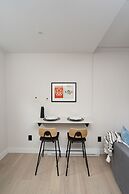 François-Denis Apartments