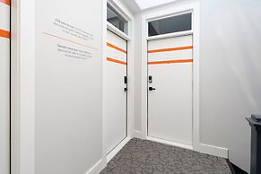 François-Denis Apartments