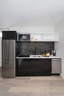 François-Denis Apartments