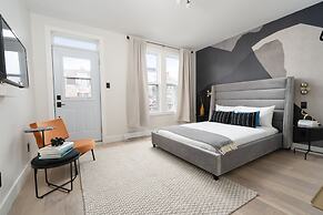 François-Denis Apartments