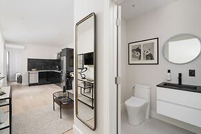 François-Denis Apartments