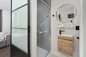 François-Denis Apartments