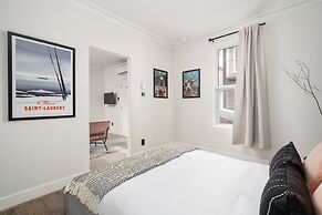 François-Denis Apartments