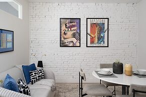 François-Denis Apartments