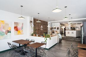 François-Denis Apartments