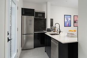 François-Denis Apartments