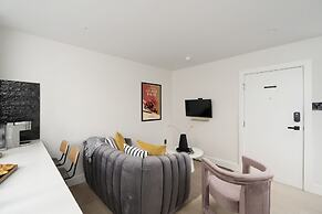 François-Denis Apartments