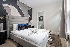 François-Denis Apartments