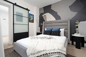 François-Denis Apartments