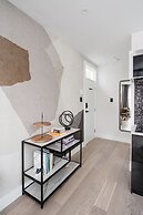 François-Denis Apartments