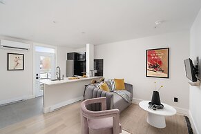 François-Denis Apartments