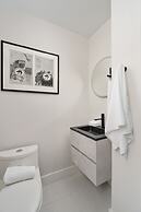 François-Denis Apartments