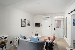 François-Denis Apartments