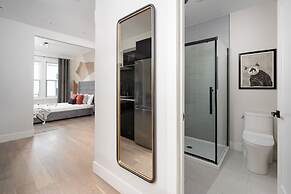 François-Denis Apartments