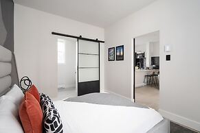 François-Denis Apartments