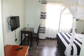 Chambai Safari Hotel