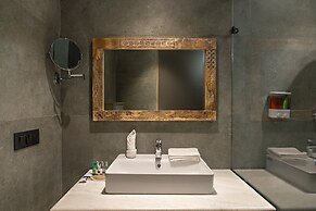 Echor Palm Bliss Riverside Resort & Spa