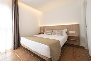 Apartamentos Blanco Sol