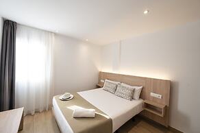 Apartamentos Blanco Sol