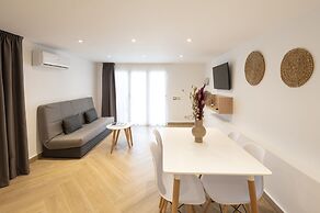 Apartamentos Blanco Sol