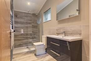 Sandpiper - Luxury Lodge Close to Beach Pet Friendly