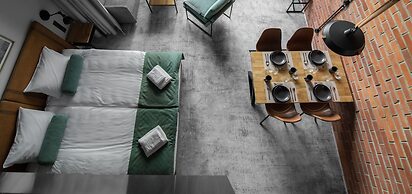 MONTOWNIA Lofts & Experience