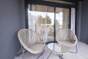 Belmore 1 & 2 Bedroom Luxury Apartment