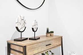 Belmore 1 & 2 Bedroom Luxury Apartment
